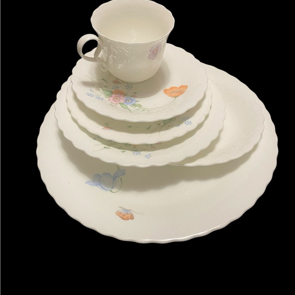 Mikasa SOMETHING BLUE, set of 2 full place sets, various sizes/various types